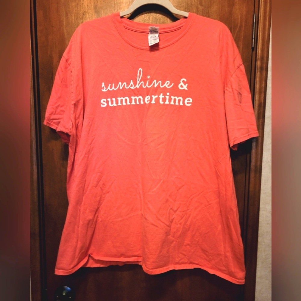 Gildan Pink Sunshine & Summertime T- Shirt Womens, Size 2XL